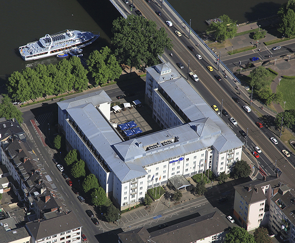 Professionelle Luftbildfotografie mit Helekopter, Kleinflugzeug oder Multikopter/Drohne