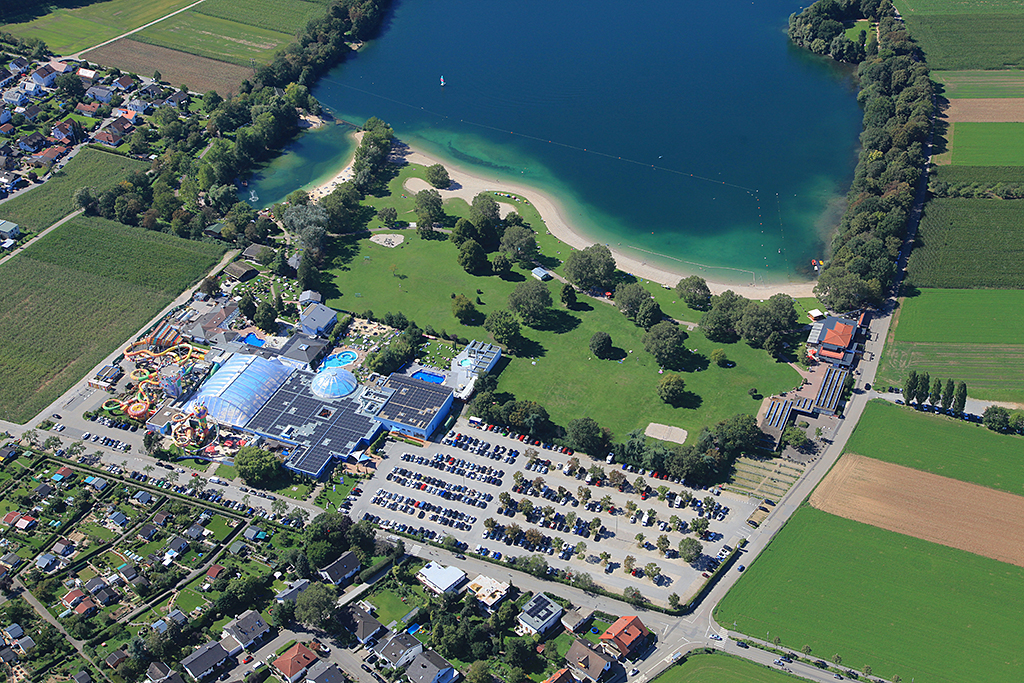 Professionelle Luftaufnahmen für Werbung, Print, Internet, aus der Luft mit Helikopter, Kleinflugzeug oder Drohne.